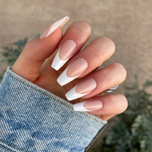 Instant Luxury Acrylic Press-On Nails - Timeless French - Medium Coffin